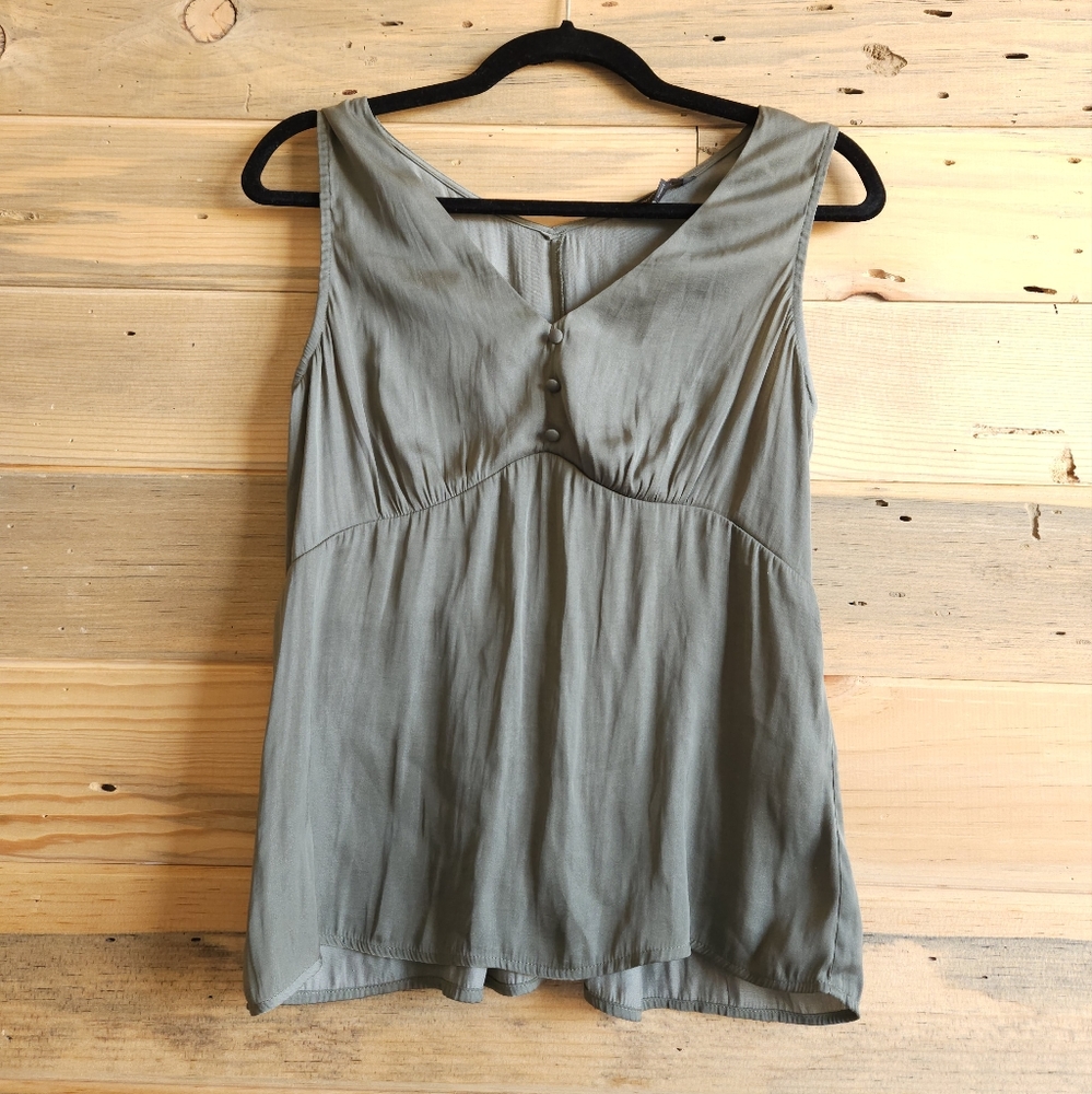 Banana Republic silky army green top - size S